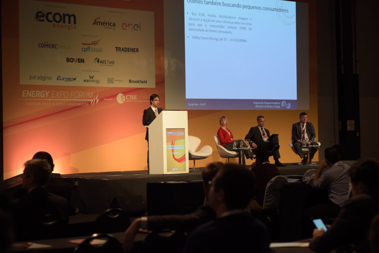 Exergy_expo_forum_02.jpeg